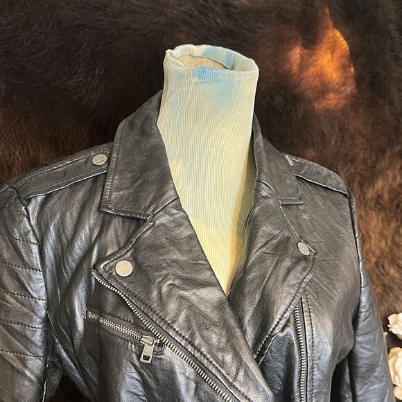 DKNY FAUX LEATHER JACKET M (6029) - Picture 2 of 6